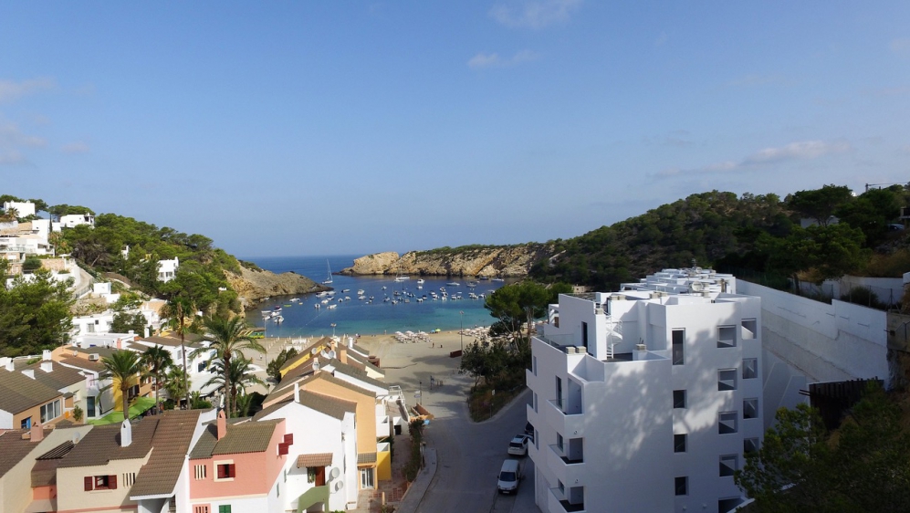 Stunning new build designer apartements next to the beach in Cala Vadella