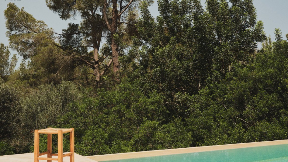 Fully renovated finca-style villa with separate guesthouse and stunning views