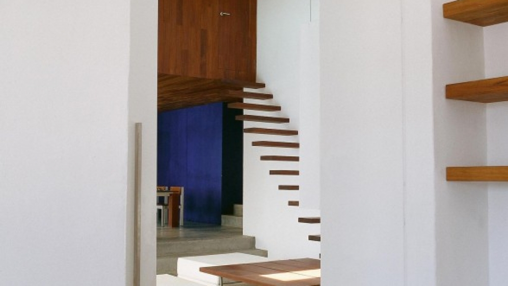 Moderne minimalistische villa met schitterend zeezicht