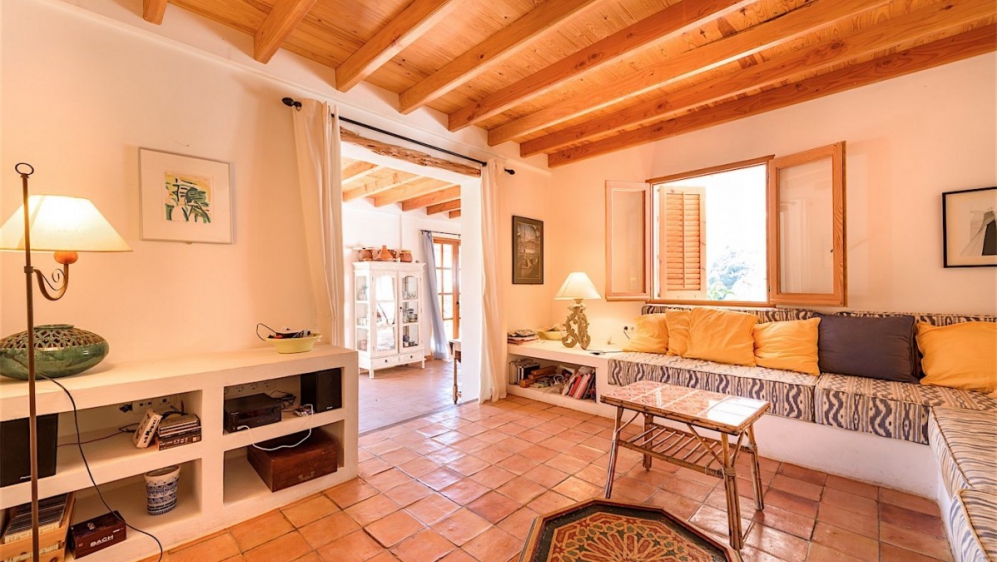 Beautiful authentic Ibiza finca with loads of potential
