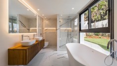 Beautiful new build Mediterranean villa with modern interior in sought after location