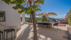 Luxurious 1930s Villa with Panoramic Sea Views in toplocation of Sainte-Maxime