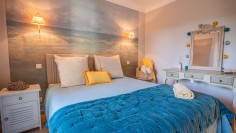 Lovely property offering amazing sea views at walking distance from the beach