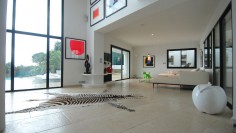 Exceptional modern villa with panoramic sea view 