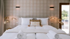 Luxury modern villa with lots of Privacy and Comfort, Close to the Beach and Ibiza Town