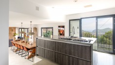 Stunning 7-bedroom designer villa with rental licence in sought after location