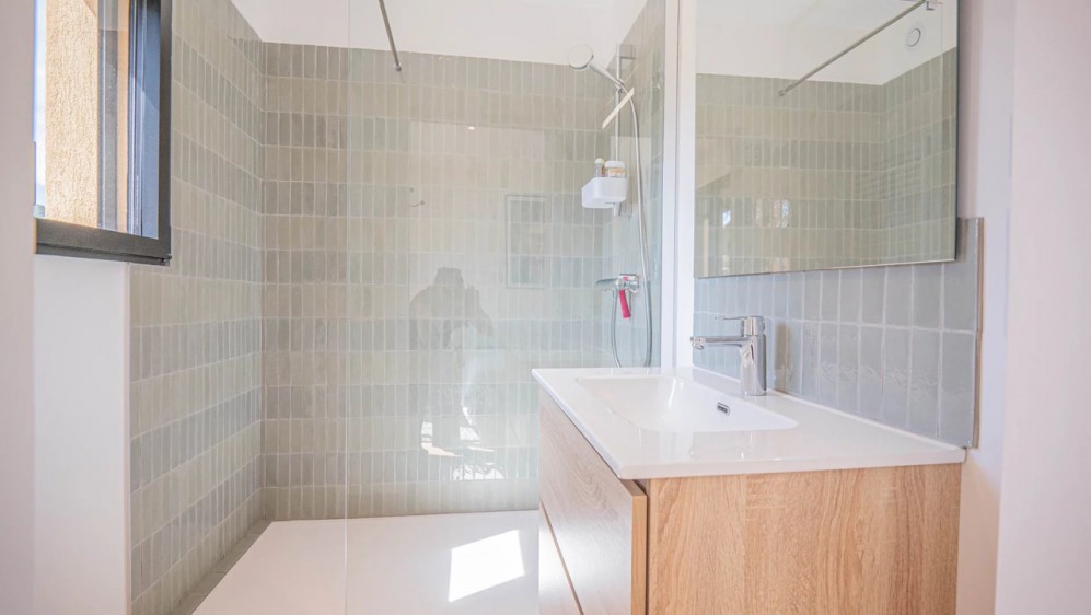 Fully renovated stylish Provencal villa full of charm in amazing location