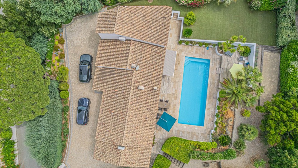 Buitenkans: modern Provencaalse villa op heerlijke locatie voor zeer scherpe prijs!