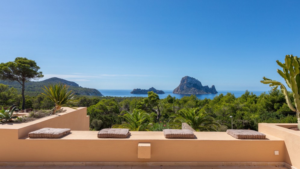 Luxury apartment with expansive terrace and breathtaking Es Vedrà views