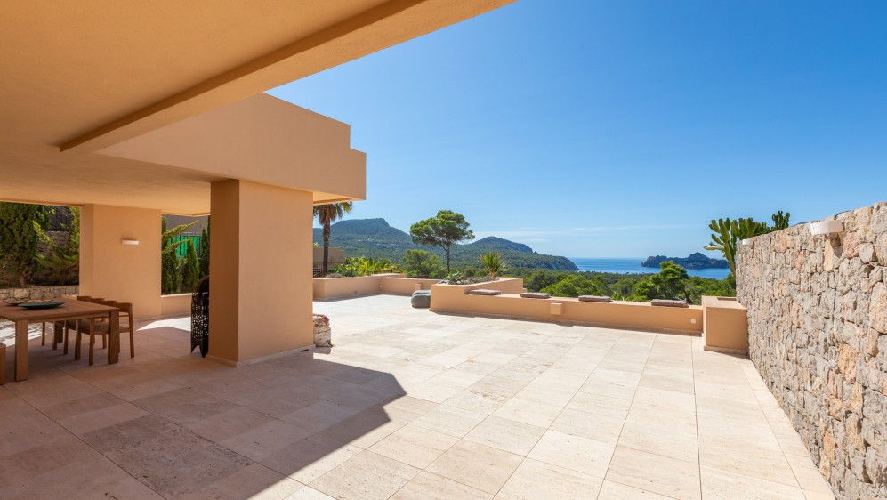 Luxury apartment with expansive terrace and breathtaking Es Vedrà views