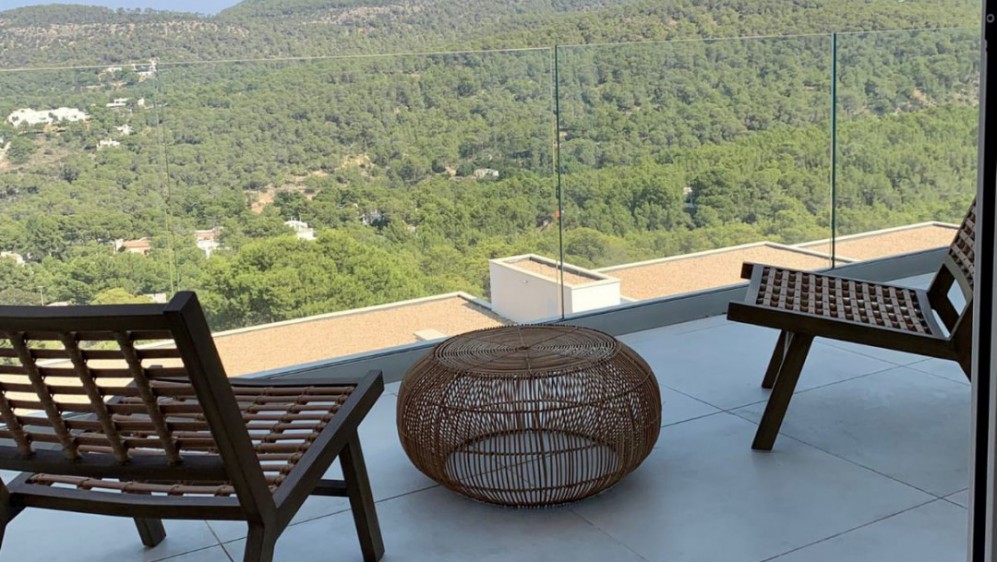 Amazing 4 bed penthouse with stunning sea views and big roofterrace